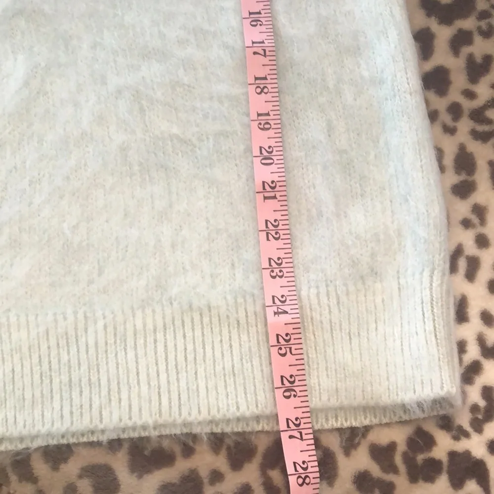 Express Fuzzy V-Neck Sweater Blue Green Size XS Women’s